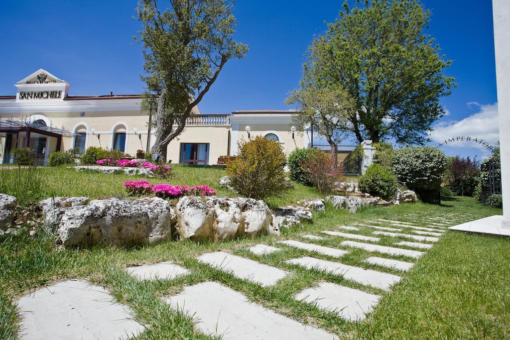Palace Hotel San Michele Monte SantʼAngelo Екстериор снимка